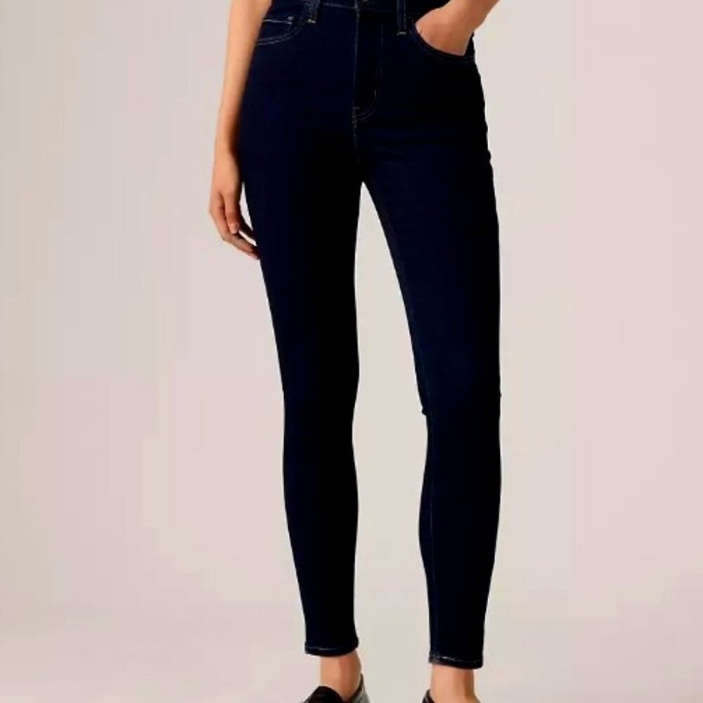 NWT Levi's 720 High Rise Super Skinny Women's Jeans